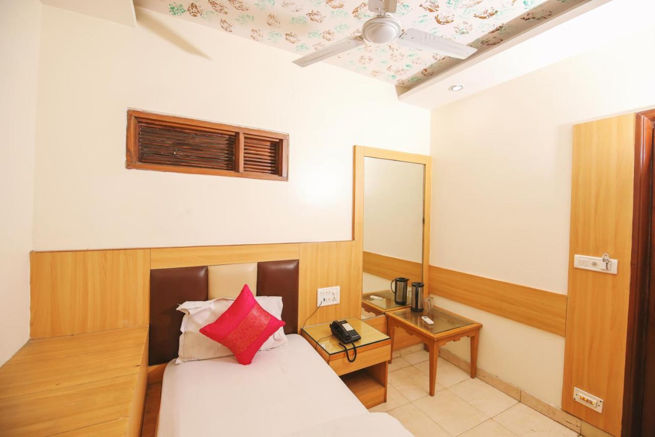 Hotel Lav Kush Deluxe " 3 Min Walking From New Delhi Railway Station " 外观 照片