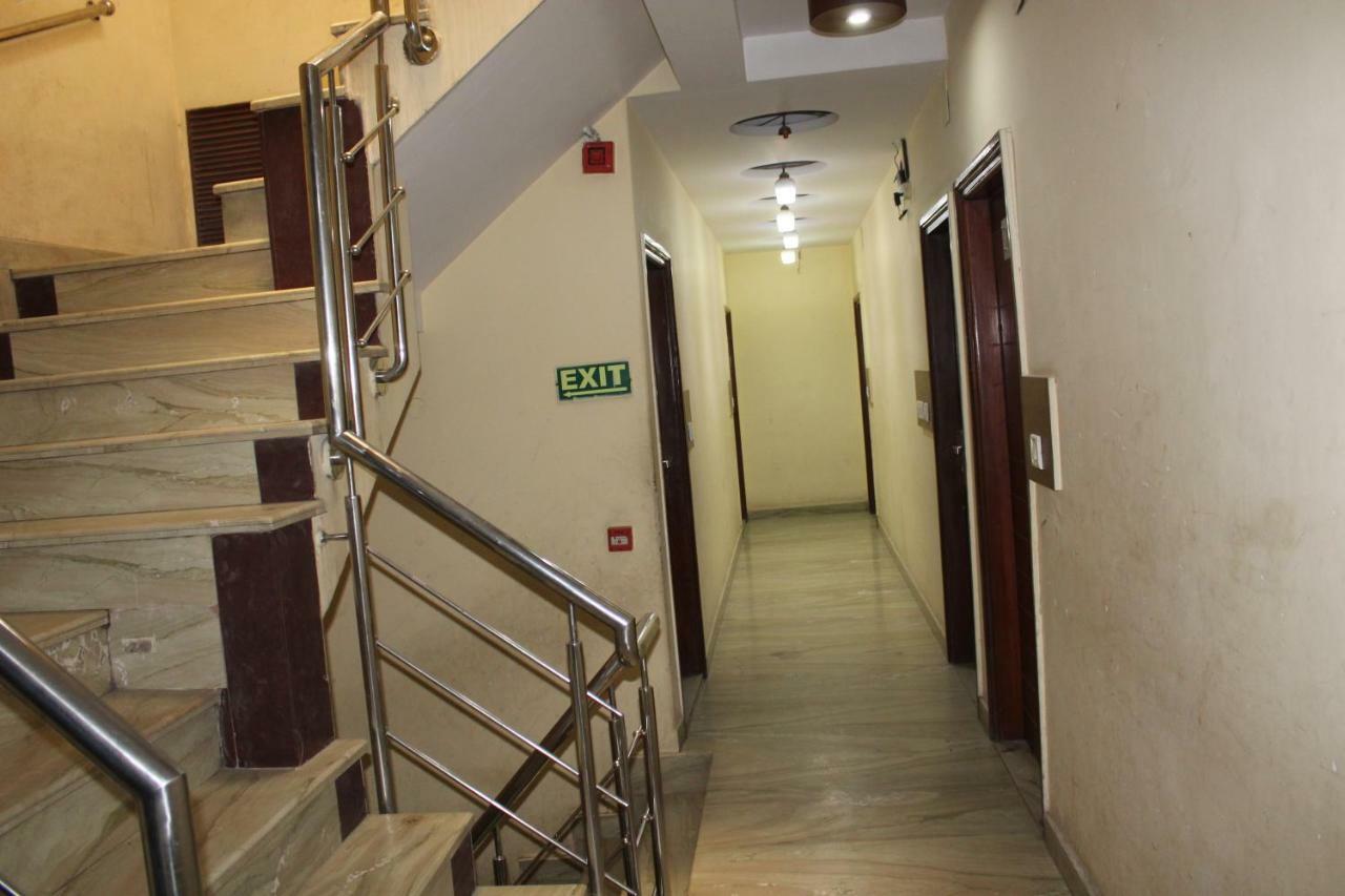 Hotel Lav Kush Deluxe " 3 Min Walking From New Delhi Railway Station " 外观 照片
